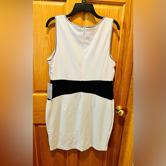 NWT Jennifer Lopez Colorblock Mixed Media Sheath Dress Size 16 Women’s - Picture 13 of 13